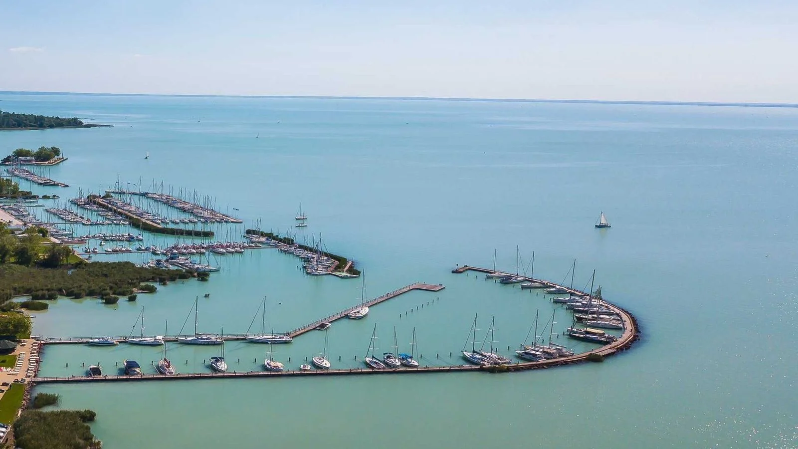 Mértéktartó fejlesztésekre van szükség a Balaton térségében