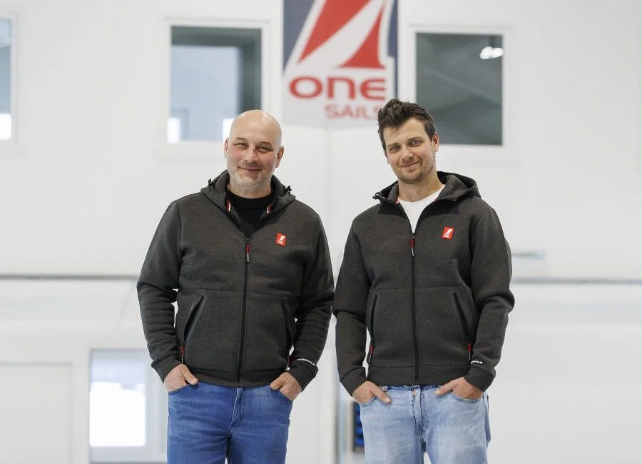 Már az északi parton is ONE, One Sails loft a Balatonon